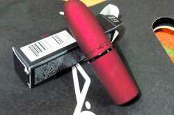 Pune Gets a Swank New Mac Store and Mac Viva Glam Rihanna