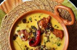 Punjabi Kadhi Pakora or Kadi Pakoda