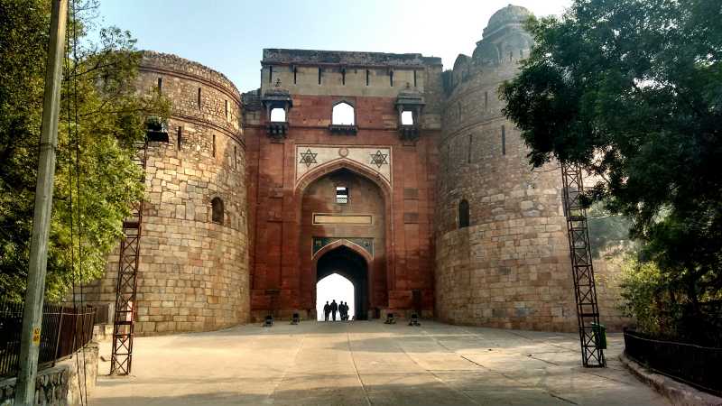 Purana Qila - Where Fortunes Took A Tumble