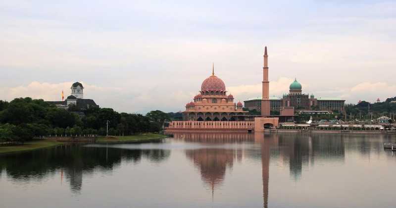 Putra Mosque