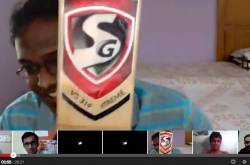 RAJ KAMAL SHOWING HIS VS 319 EXTREME BAT TO VIRENDER SEHWAG