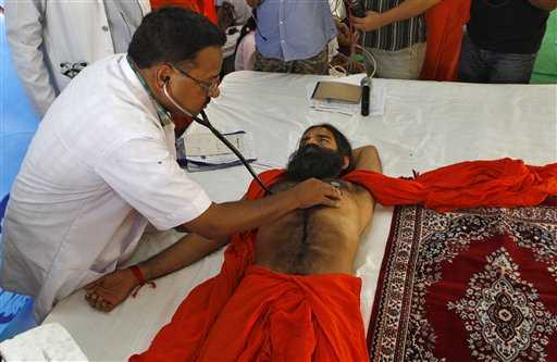 RAMDEV AWARDED CAPITAL PUNISHMENT,HAZARE LEFT ON BAIL!!!