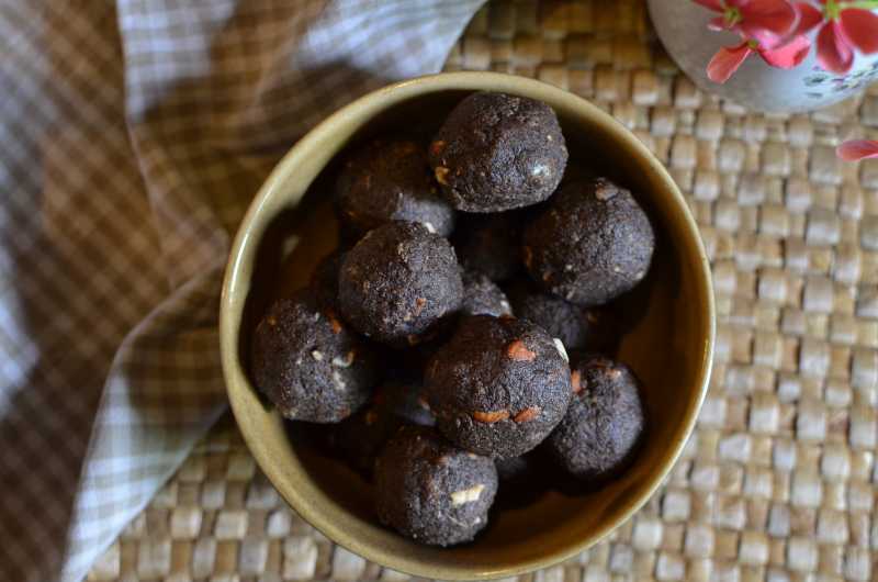 Ragi Laddoo For Diwali