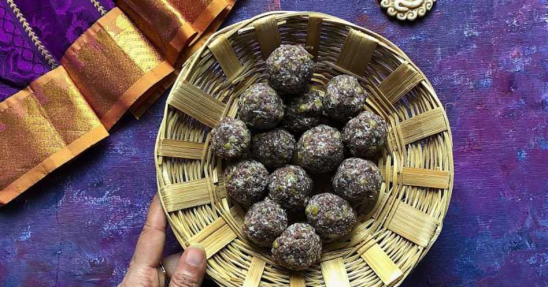 Ragi Puttu | Keppai Puttu With Panakarkandu| Finger Millet Puttu With Palm Sugar | Tamil Nadu Style Ragi Puttu Recipe | Gluten Free Recipe 