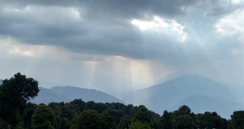 Rain And Ravangla