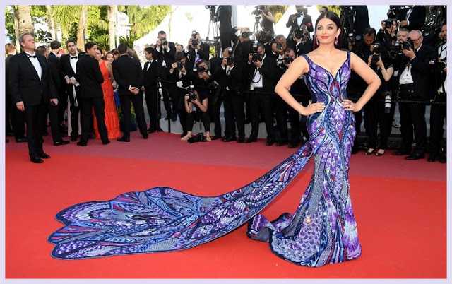 Rampdiary - Fashion Blog| Beauty Blog | Lifestyle Blog: Aishwarya Rai Looks Ethereal In Michael Cinco At Cannes 2018