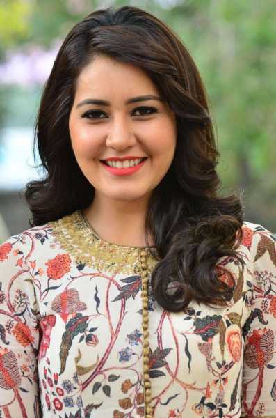 Rashi Khanna On Marriage, Working With Anurag Kashyap And Upcoming Films - IQlikmovies Blog