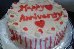 Raspberry Cake with Fresh Cream and Mascapone Frosting