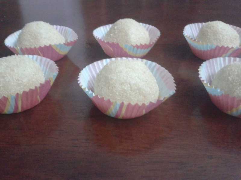Rava (semolina) Ladoo
