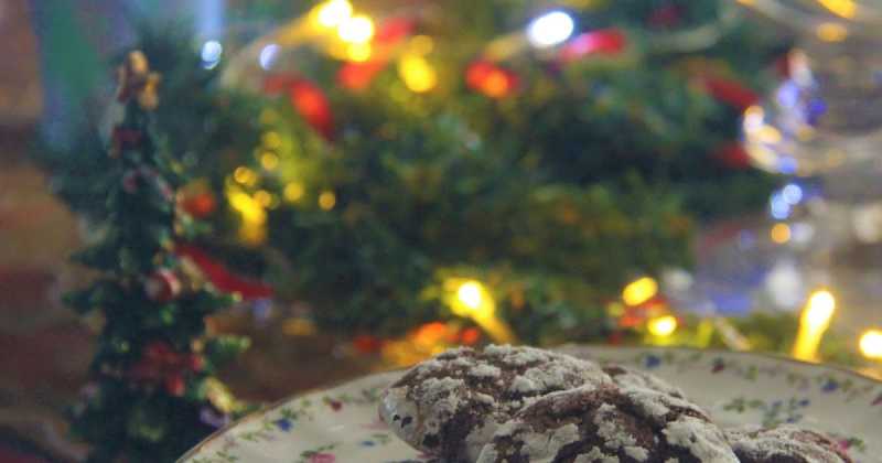 Recipe For The Festive Season: Chocolate Crinkle Cookies