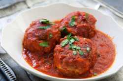 Red Crispies Meatballs