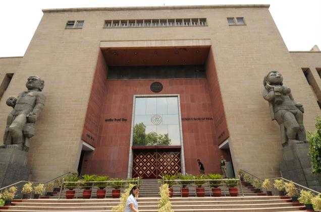 Regulating Cooperative Banks