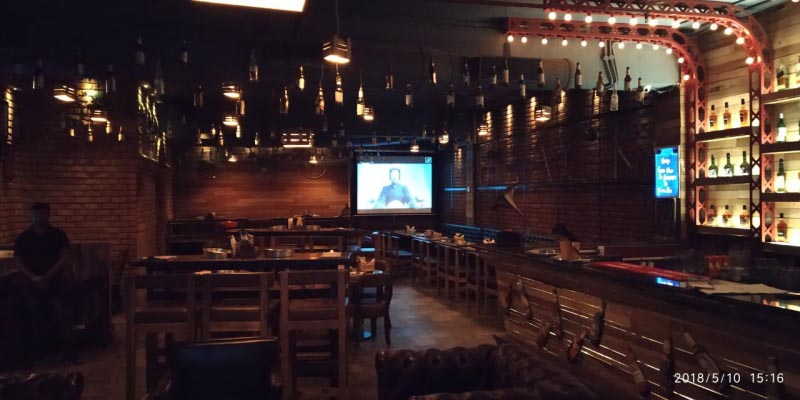 Review : Black Bottle + Kitchen, Noida Sector 63, Delhi/NCR