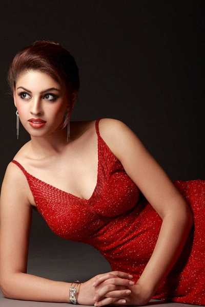 Richa Gangopadhyay, Spicy Red Chilli Photoshoot