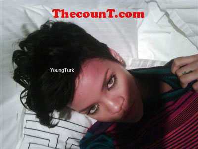 Rihanna And Chris Brown Playing ‘naked Photo Shoot’