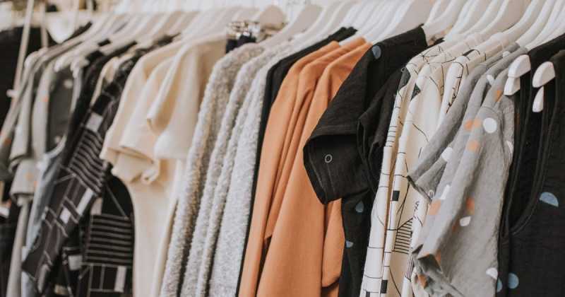 Ritu Sharma : An Indian Fashion And Lifestyle Blogger: How To Launch Your Fashion Business - Without Falling Flat On Your Face