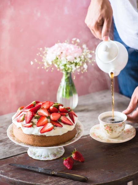 Roasted Almond Cake With Strawberries & Cream