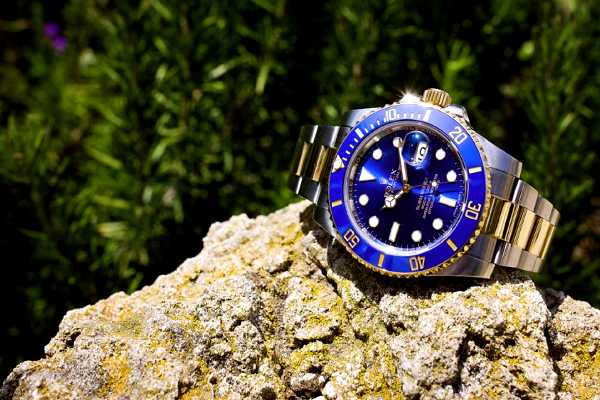 Rolex Blue Submariner Review! Why Do People Call It Versatile?