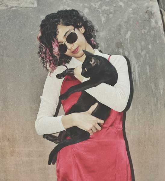 SHINE ON - Mauve Moustache