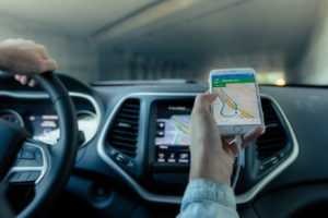 SMARTPHONE PER GPS TRACKER उपयोग करने के 5 तरीके HINDI ME