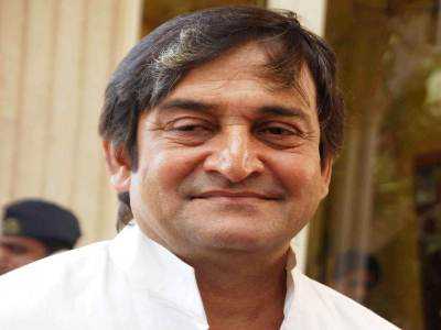Salman Forces Mahesh Manjrekar To Break His Promise