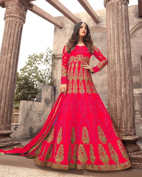 Salwar Kameez Makes A Huge Comeback, Here’s How You Can Style It Right - Nihal Fashions Blog