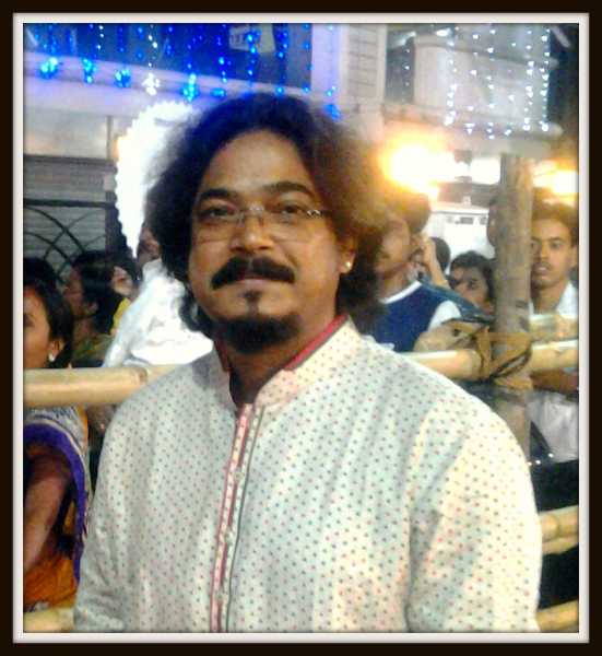 Sanatan Dinda - The Man Who Transformed Pujas Into Meaningful Art Works 