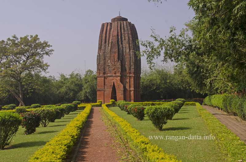 Sat Deul, Towering Brick Temple, Memari, Burdwan District, West Bengal