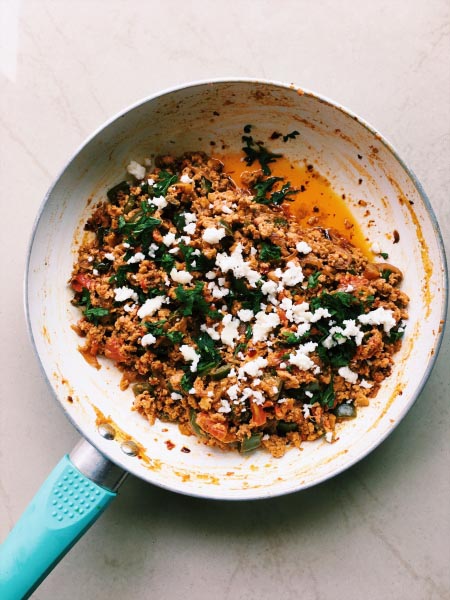 Scrambled Eggs In Caramelized Onions And Paprika - Purple Cinnamon