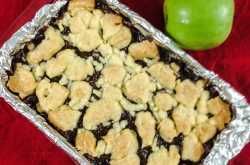 Secret Recipe Club: Caramel Apple Shortbread Squares