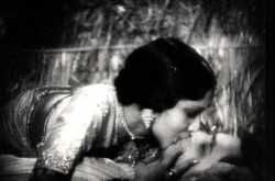 Seeta Devi - First actress in Bollywood Who had a lip lock kiss
