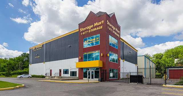 Self-Storage & No More Clutter With StorageMart 