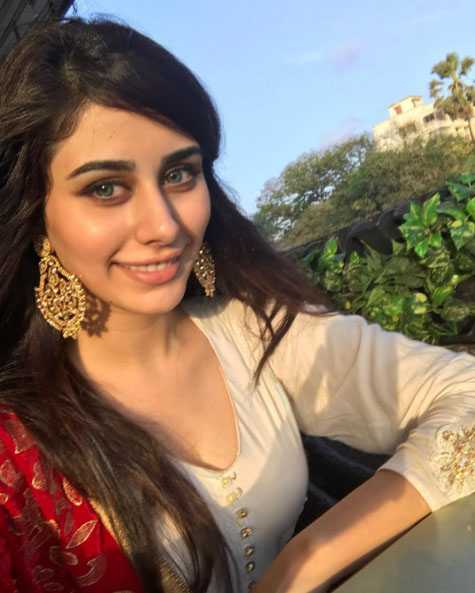 Sensational Warina Hussain The Salman Khan