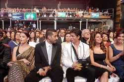 Shahrukh khan asked sorry to Aishwarya rai bachchan