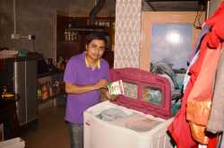 Share The Load with Ariel.