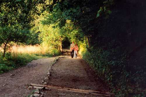 Sharing Intimate Memories With Your Spouse Makes Your Relationship Stronger - 25 Sep 16