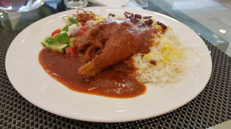 Shiraz Art Cafe @ Tryst In Neelangarai | CHENNAI FOOD SCENE By MUKASASH