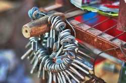 Short story: The lock and key game