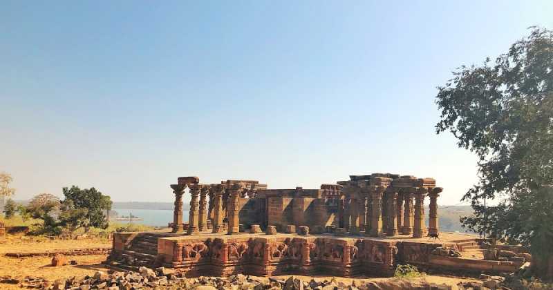 Siddhnath Barahdwari,  Omkareshwar Hill