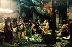 Silk weavers, Sufi saint tombs and temple selfies - Exploring Ulsoorpet and Cubbonpet on foot