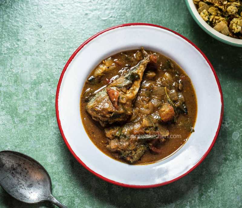 Simple Fish Curry Recipe | Gramathu Meen Kuzhambu | Jopreetskitchen