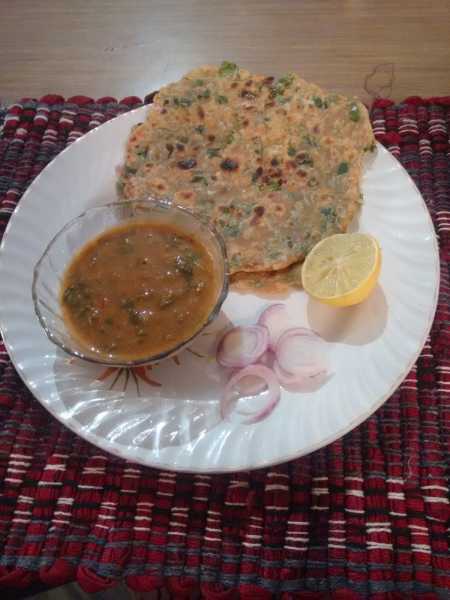 Sindhi Sai Bhaji With Methi Parantha :  An Iron Saga