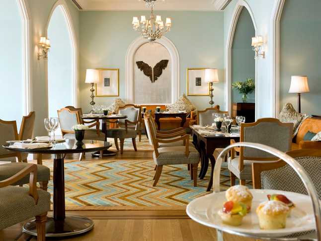 Sipping At The Sea Lounge