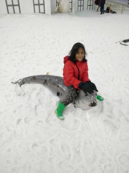 Snowmagica Review: Has No Attraction Whatsoever - MumbaiGloss