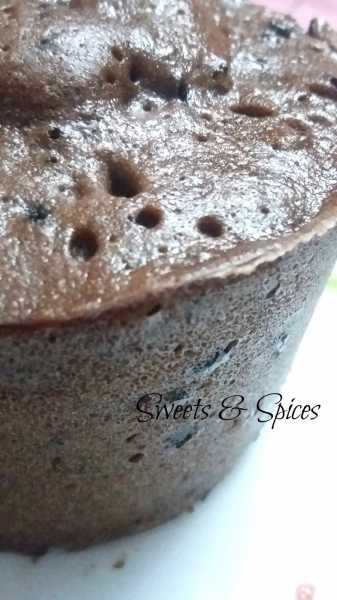 Soft Eggless Microwaved Chocolate Mug Cake