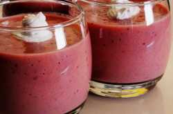 soniaz delights: roasted strawberry smoothie