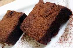 Soniaz Delights: Rum and Raisin Brownies