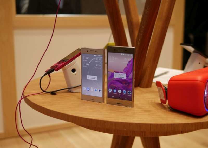 Sony Xperia XZs & Xperia XZ Premium : Specs And Price