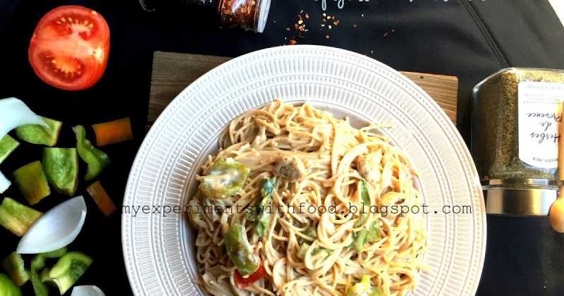 Spaghetti In White Sauce With Sauteed Garlicky Chicken N Veggies