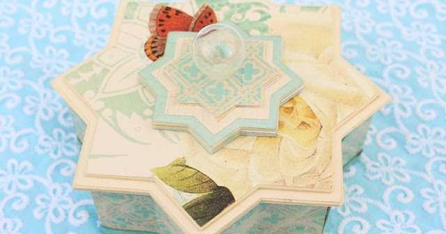 Star Shaped Box And Card